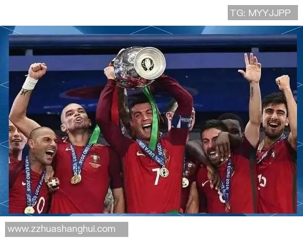 美国足球历史第一球星的传奇之路与全球影响力探讨